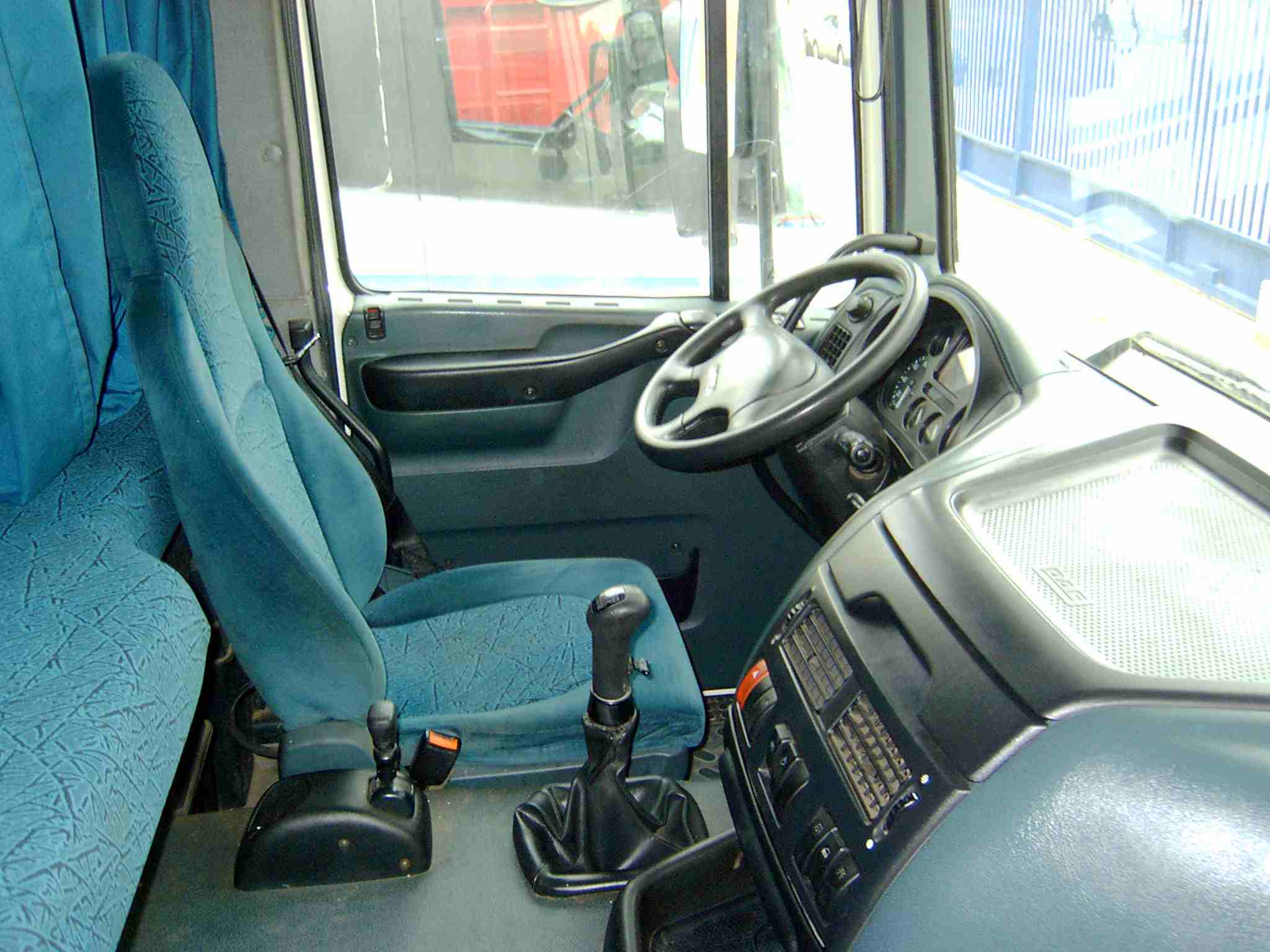 Tractoras DAF FF XF95 430 2003