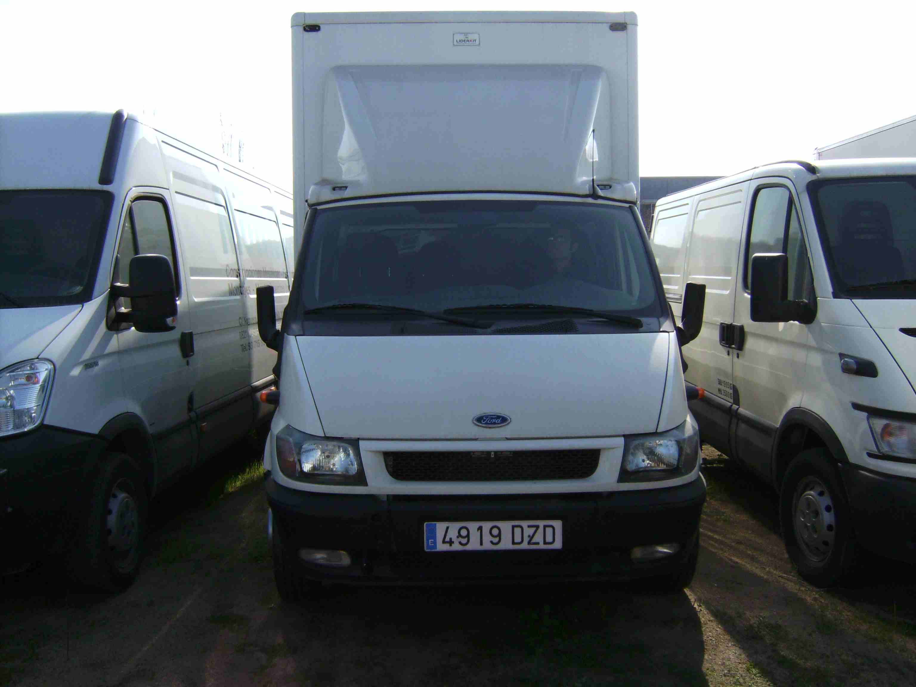 -FORD-TRANSIT-Camion_Chasis